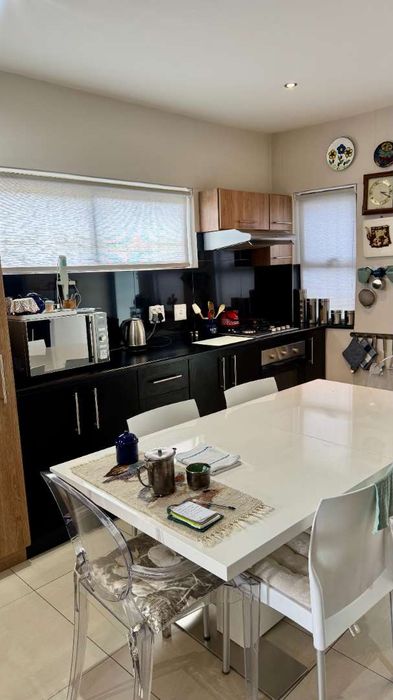 Property #2463684, Apartment For Sale in Elisenheim