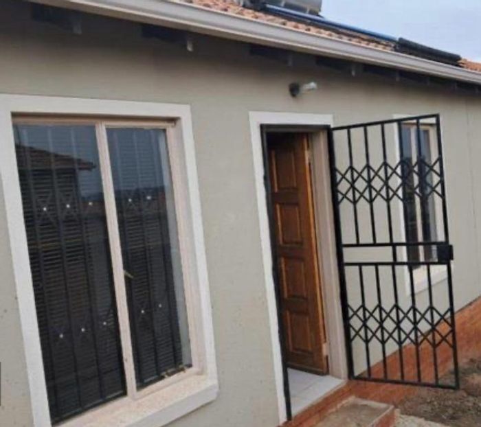 Property #2418005, House Rental Monthly in Mahube Valley