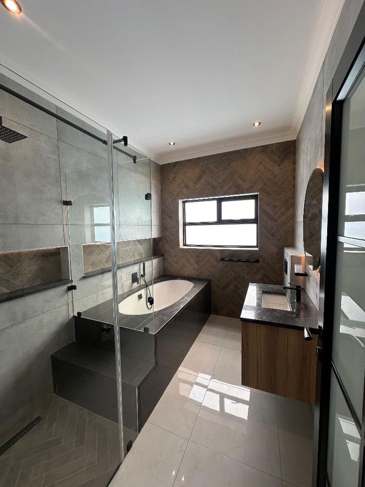 Shared bathroom with Shower and bath 