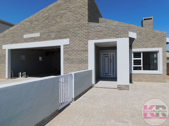 Property #2185197, House for sale in Henties Bay