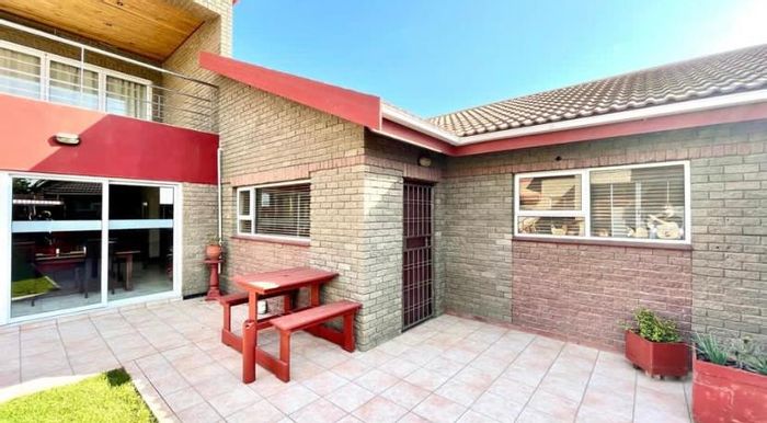 Property #2057893, House for sale in Walvis Bay Central
