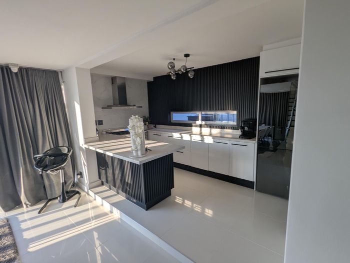 Property #2386353, Cluster Rental Monthly in Dainfern
