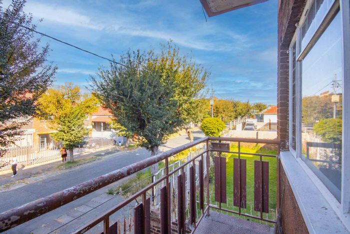 3-Bedroom Apartment For Sale in Rosettenville, near schools, shopping, and medical facilities.