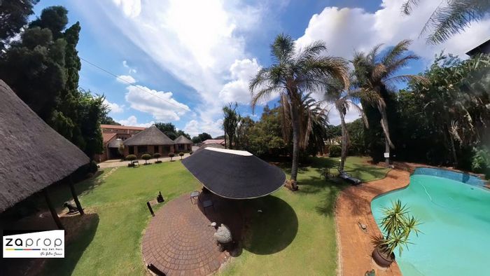 26-Bedroom Guest House For Sale in Kempton Park AH with Income Potential