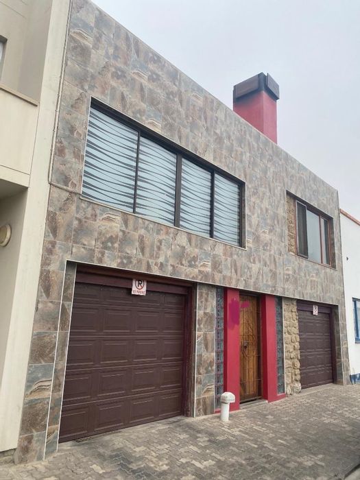 Property #2246999, House for sale in Swakopmund Central
