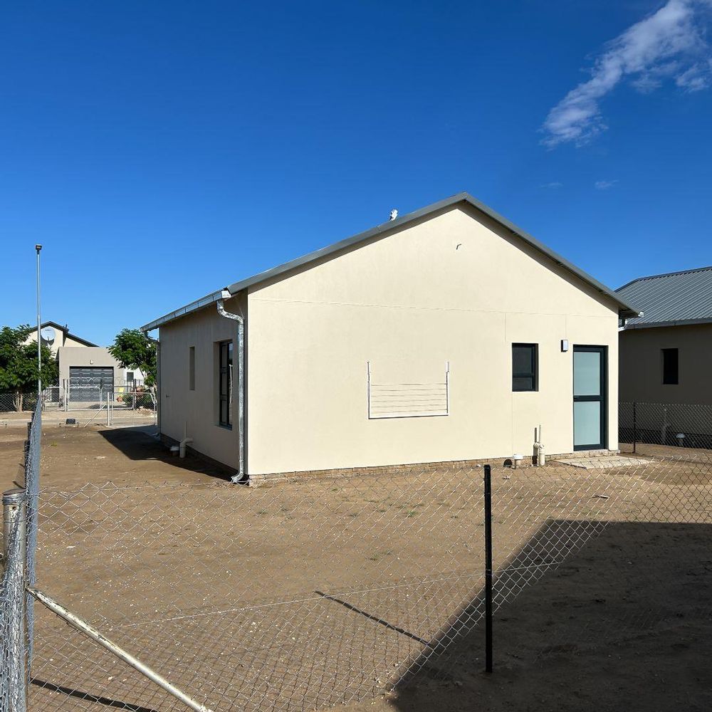 Freestanding townhouse with provision for future expansion.