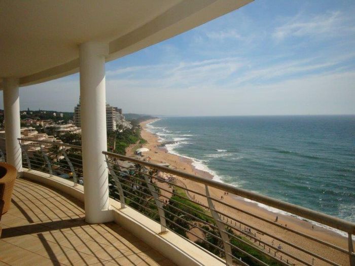 For Sale: Spacious 3-bed apartment with panoramic sea views in Umhlanga Rocks Central