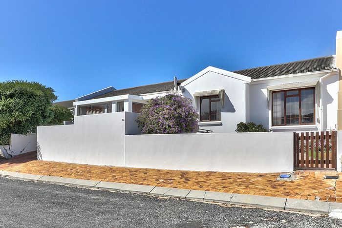 Property #2134275, House sold in Fish Hoek