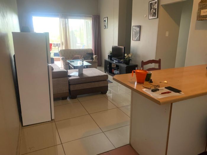 Property #2193834, Apartment for sale in Waterkloof Glen