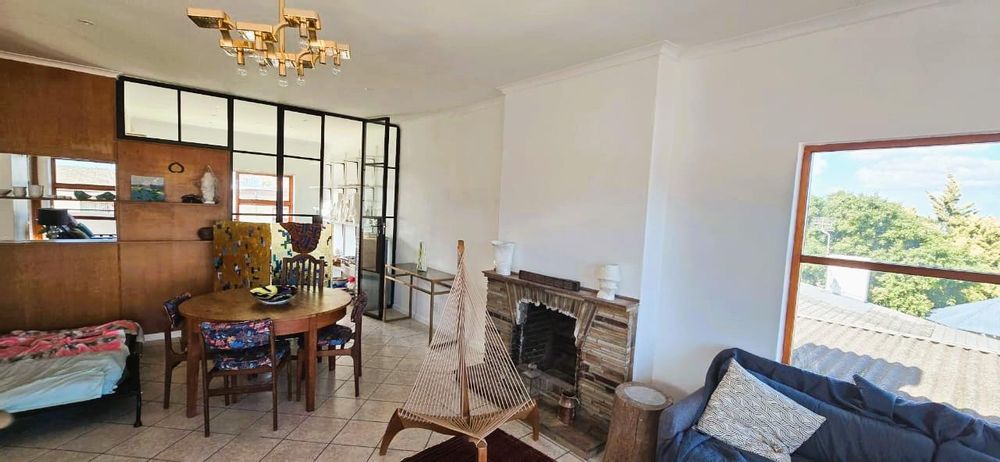 Lounge / dinning room