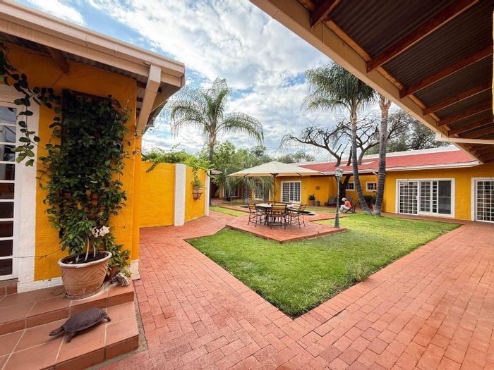 House For Sale in Klein Windhoek: 16 bedrooms, pool, guesthouse facilities, investment potential.