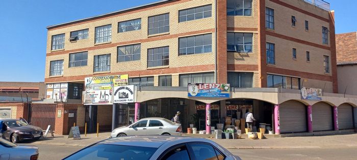 Property #2050986, Apartment for sale in Lenasia Ext 1