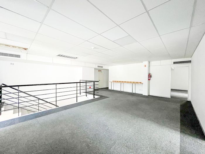 Prime Office Space To Rent in Tyger Valley, Close to Shopping & Transport.