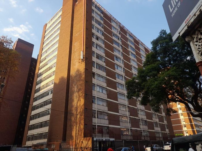 Property #2201139, Apartment for sale in Hillbrow
