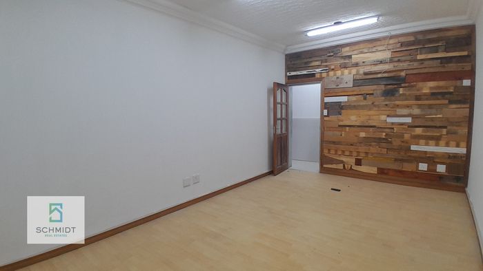 Property #2387370, Office Rental Monthly in Southern Industrial Area