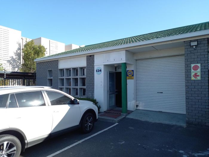 Property #2150529, Office rental monthly in Pinelands