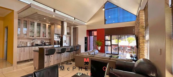 Elisenheim House For Sale: 3 Bedrooms, Double Garage, Low-Maintenance Garden, Braai Patio.