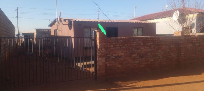 Property #2299948, House For Sale in Zonkezizwe