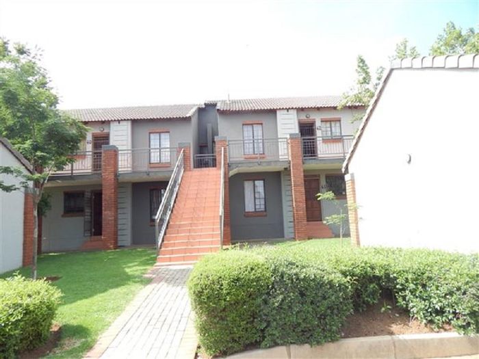 Property #2143660, Apartment for sale in Mooikloof Ridge