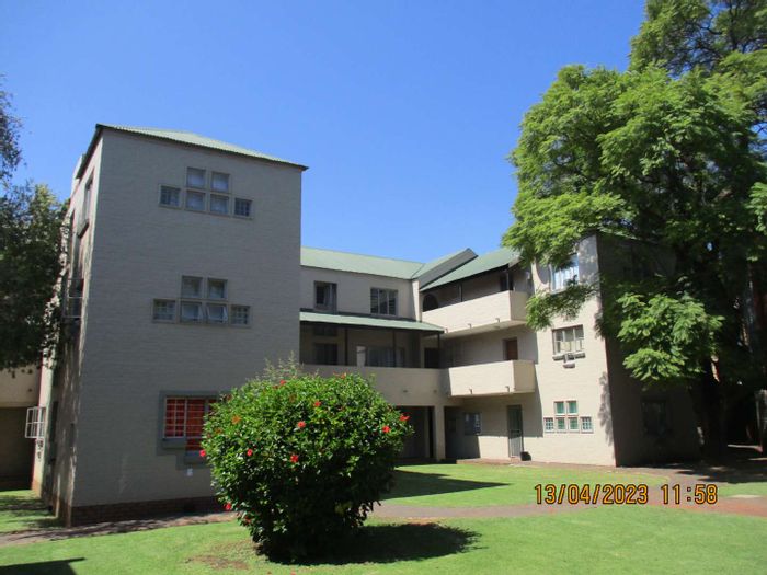 Property #2203438, Apartment rental monthly in Hatfield
