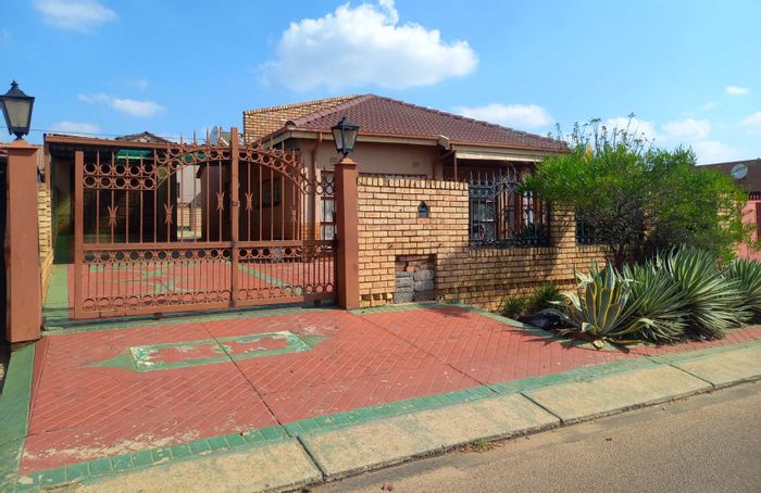 Property #2170715, House for sale in Atteridgeville