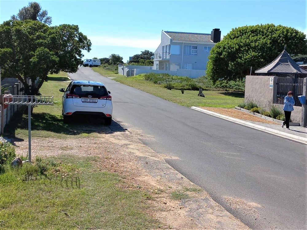 Houses across the Street - in the direction of Hermanus.