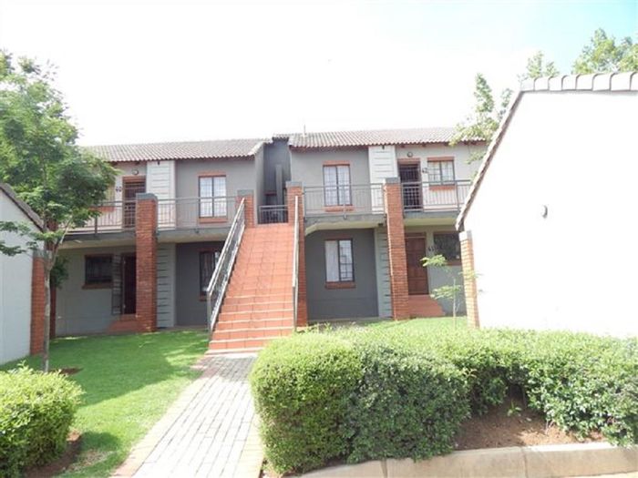 Property #2175798, Townhouse for sale in Mooikloof Ridge