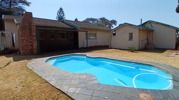 House for Sale in Birch Acres: Spacious garden, pool, double carport, staff quarters.