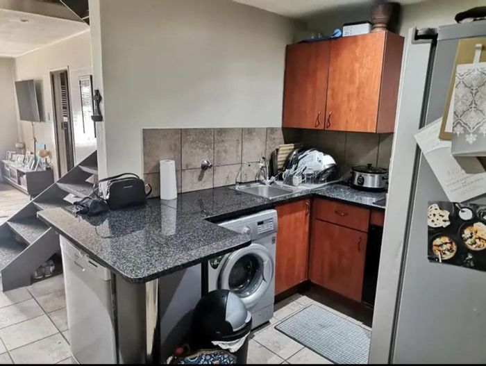 Property #2229839, Apartment for sale in Hatfield