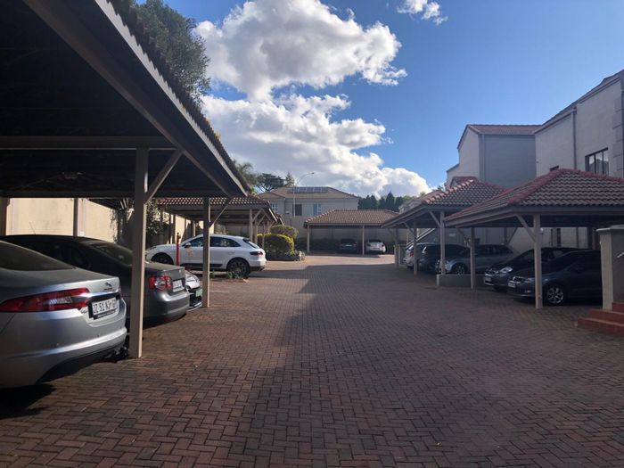 For Sale: Apartment in Melrose Estate with garden, secure parking, and 24-hour security.