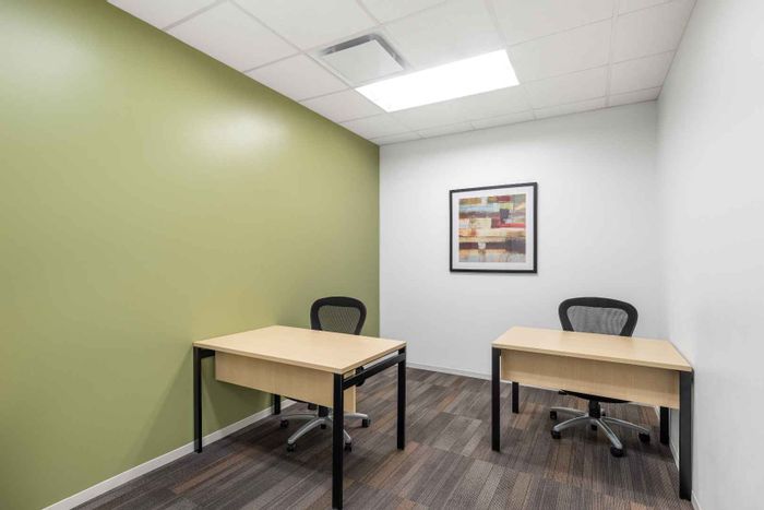 Office space to rent in Observatory, 100 sqm, flexible terms, shared amenities.