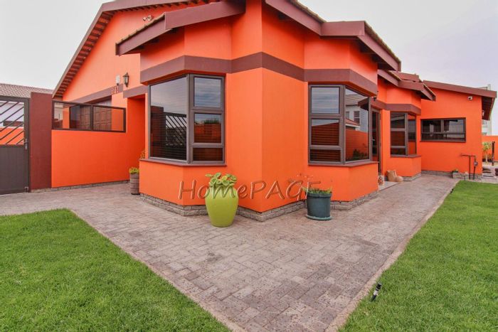 Property #2227719, House for sale in Swakopmund Ext 15