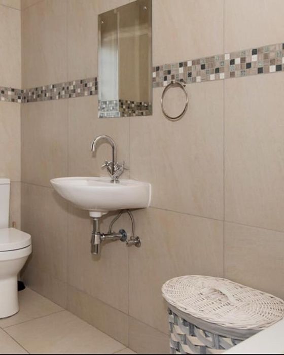 Property #2395222, Townhouse For Sale in Windhoek Central