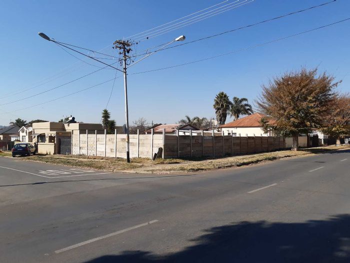 Property #2200477, House sold in Krugersdorp West