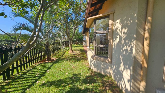 Spacious 3-bedroom townhouse with garden, scullery, and air-conditioning in Ballito Central. To Rent.