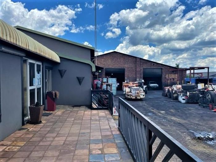 Property #1993358, Industrial for sale in Middelburg & Ext