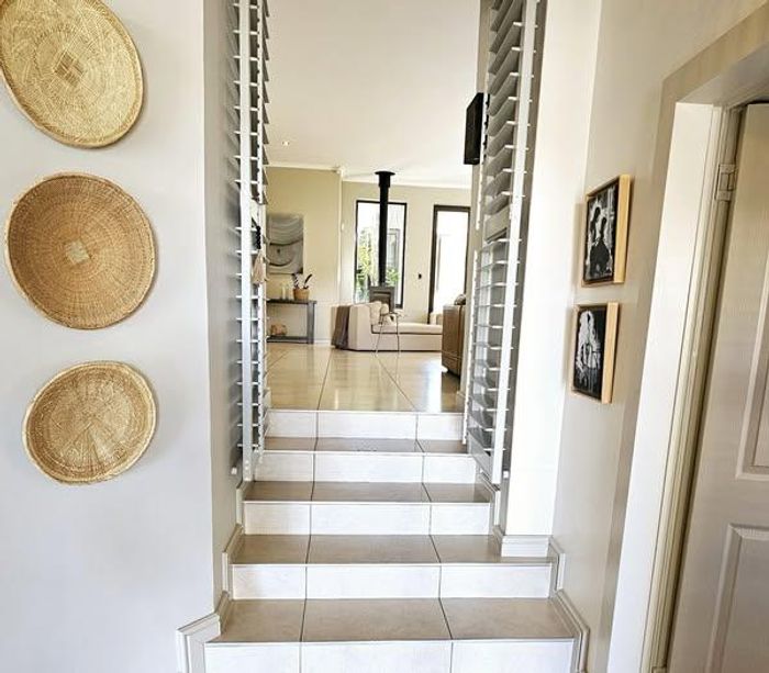 For Sale: House in Auasblick with pool, smart features, and spacious living areas.