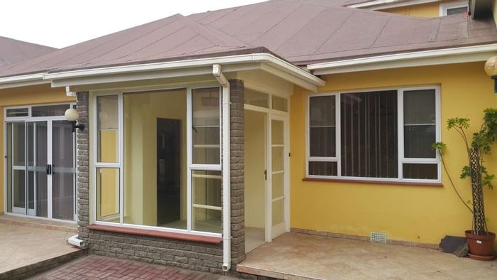 Spacious House for Sale in Swakopmund Central, Ideal for Guesthouse or Offices