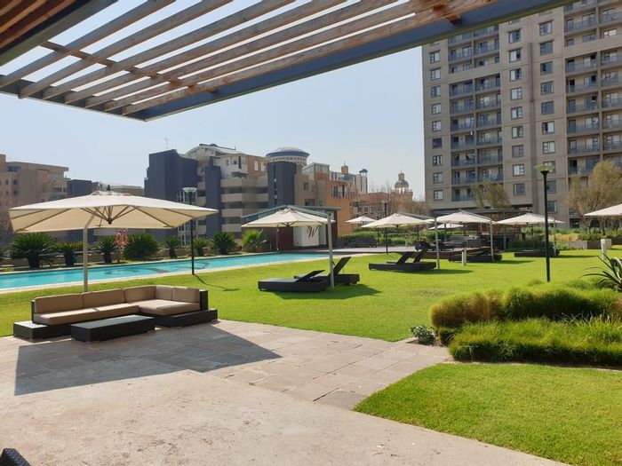 Property #2214494, Penthouse for sale in Sandton Central