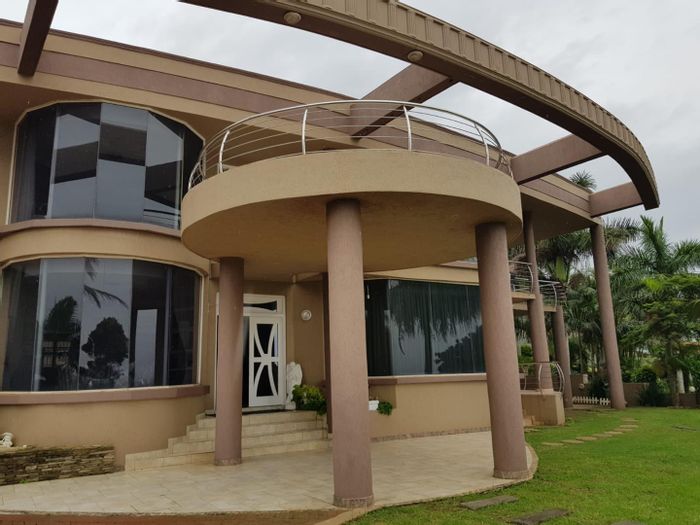 For Sale: Spacious 5-Bedroom House in Prestondale with Pool and Flatlet.