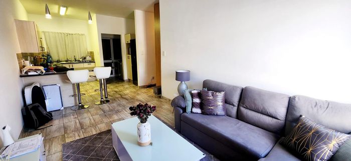 Klein Windhoek Apartment For Sale: 1BR, full bath, open plan, tenant in place.