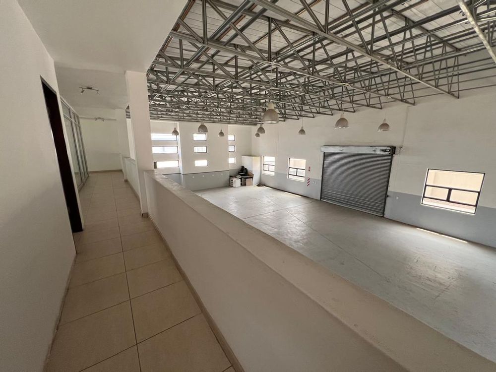 First floor-offices overlooking showroom/warehouse