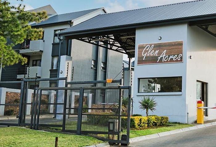 Glen Austin Apartment For Sale: 2 Bedrooms, 2 Bathrooms, Fiber Ready, Prepaid Electricity.