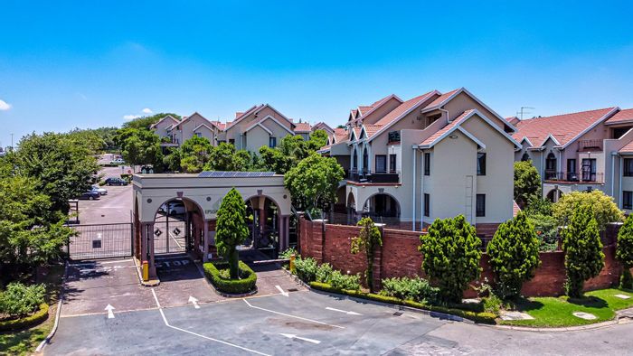 Bryanston Apartment For Sale: 2 beds, 2 baths, rooftop terrace, and balconies.