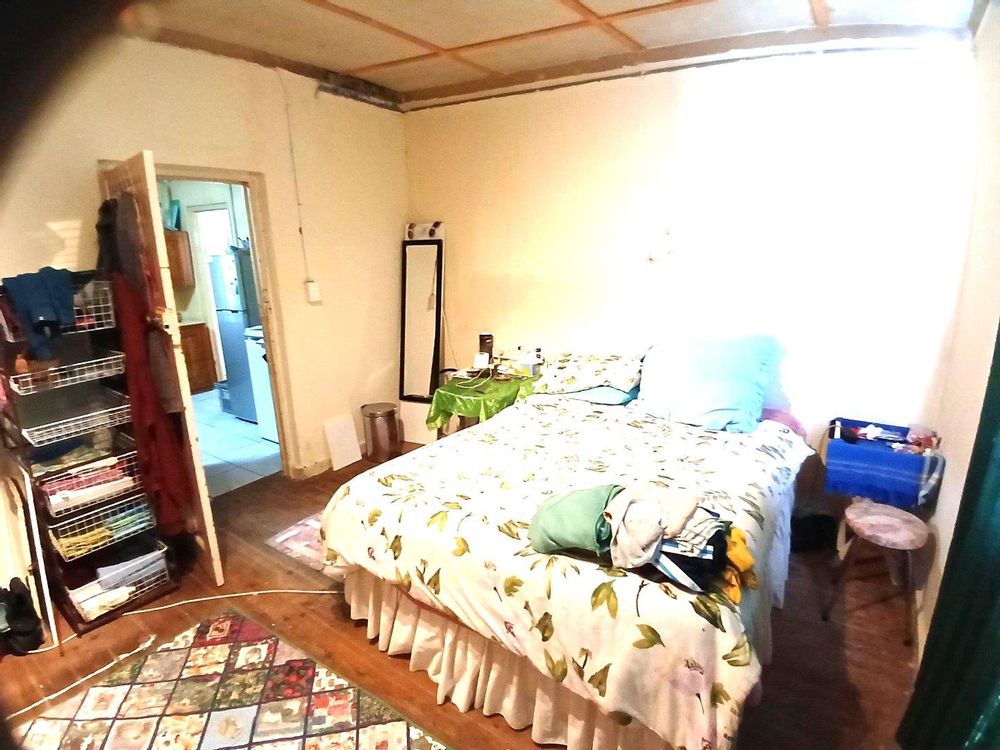 FLATLET: Again our Main Bedroom; now from the opposite side.