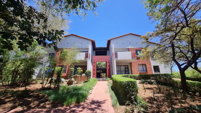 2-Bedroom Apartment To Rent in Jackal Creek Golf Estate with golf course access.