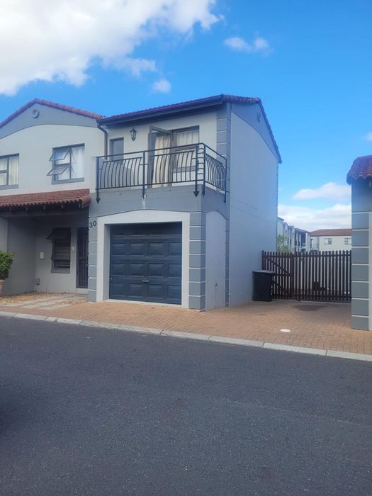 Property #2230254, Townhouse for sale in Parklands