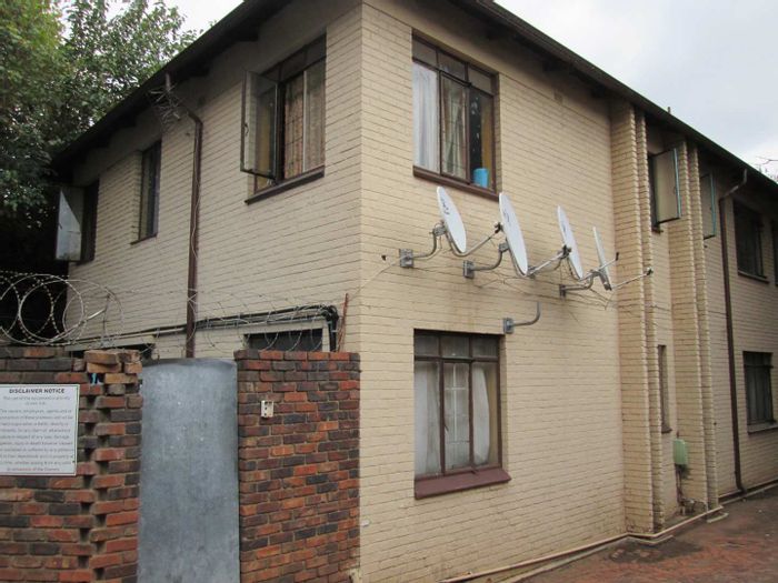 Property #2137182, Apartment for sale in Pretoria West