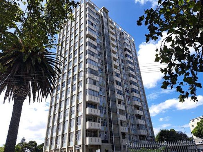 Property #2387770, Apartment For Sale in Oakdale