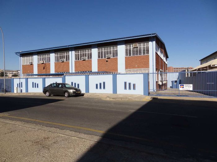Property #2142895, Industrial rental monthly in Windhoek Central